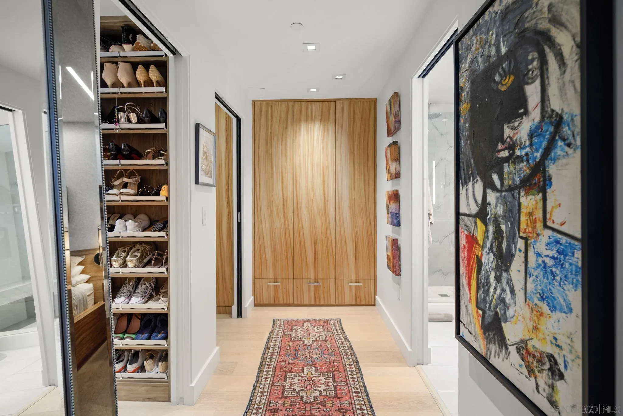 https://cdn.realtyfeed.com/cdn/127/250042983/f3a172c721723190abb743098319c60f.webp