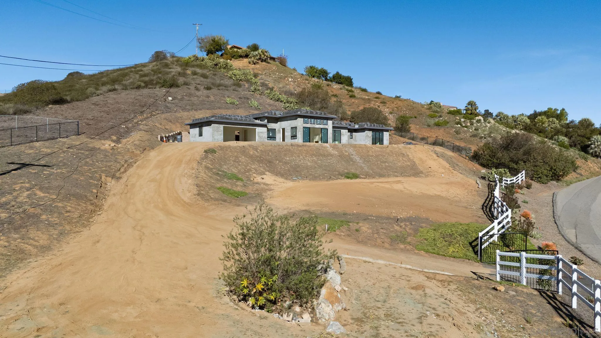https://cdn.realtyfeed.com/cdn/127/250042984/546c5388ce07a524dc34654b21ed68b8.webp