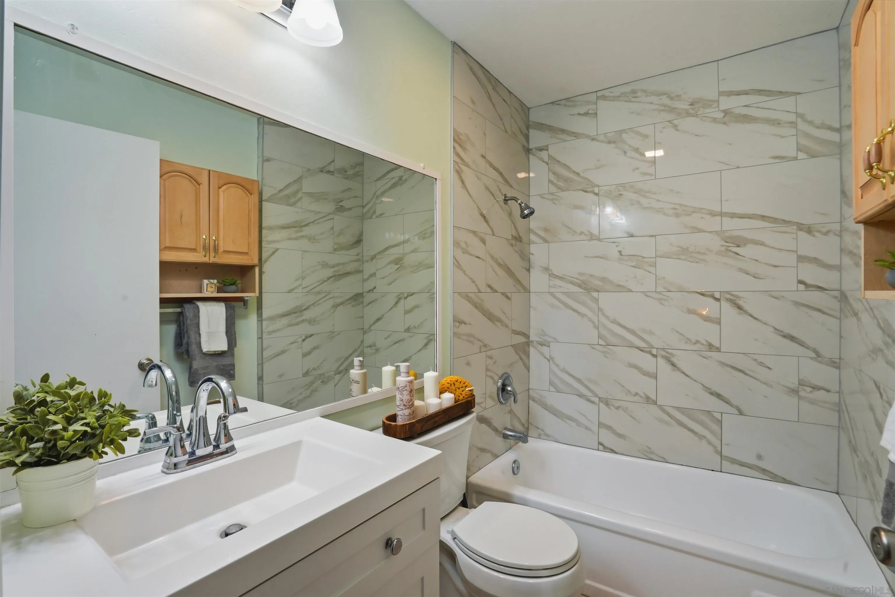 Photo #14: 250042985 Listing: Photo #14