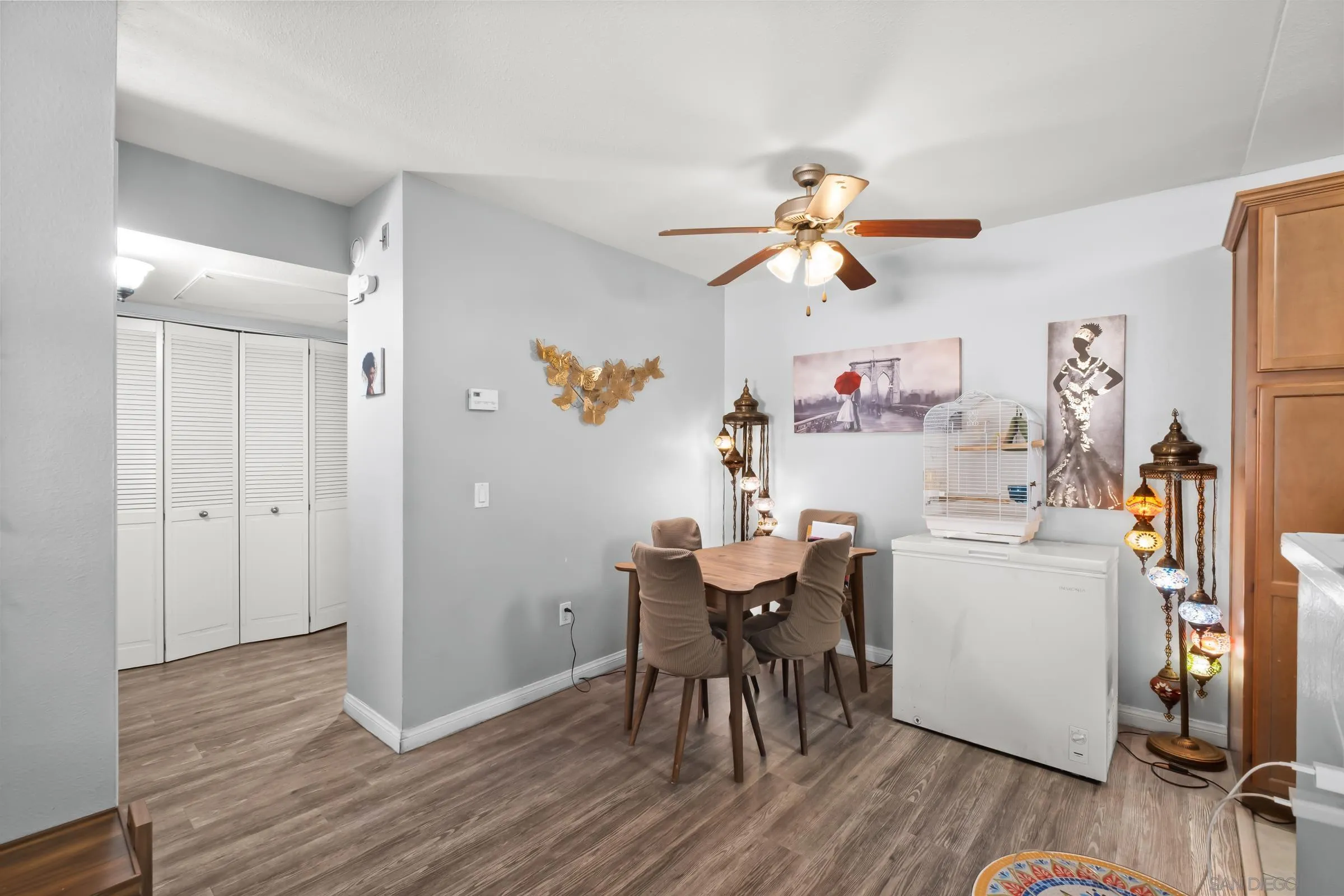 Photo #4: 250042987 Listing: Photo #4