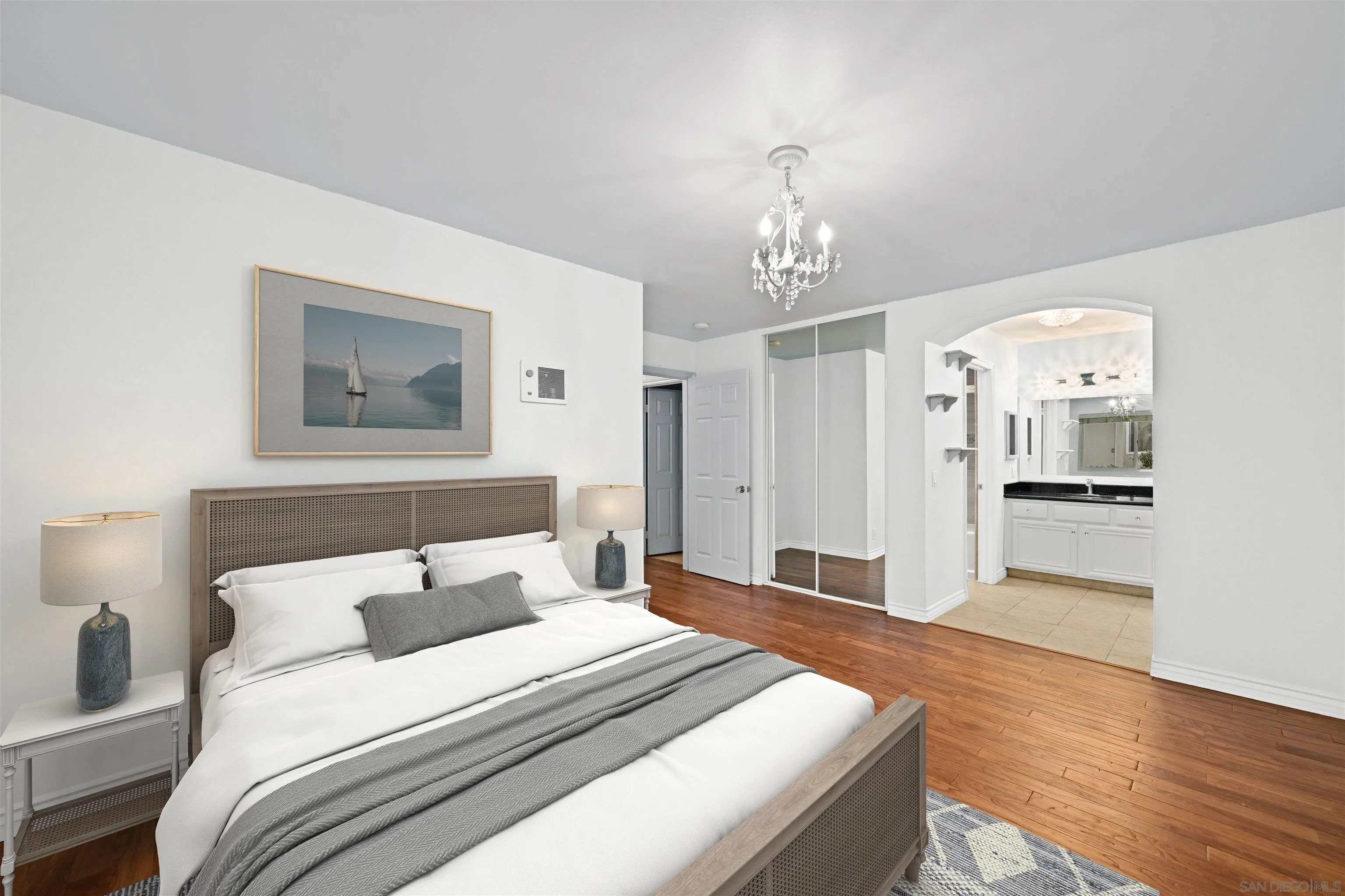 Photo #10: 250042993 Listing: Photo #10