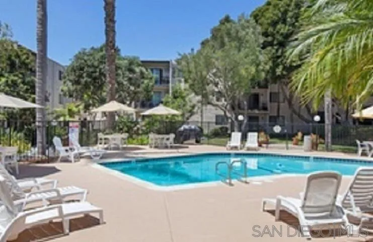 Photo #14: 250042998 Listing: Photo #14