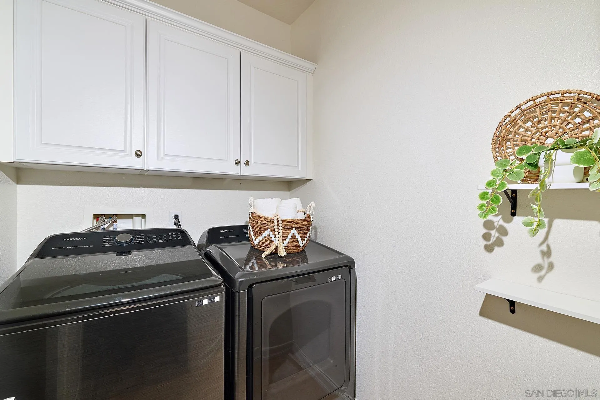 Photo #21: 250043029 Listing: Photo #21