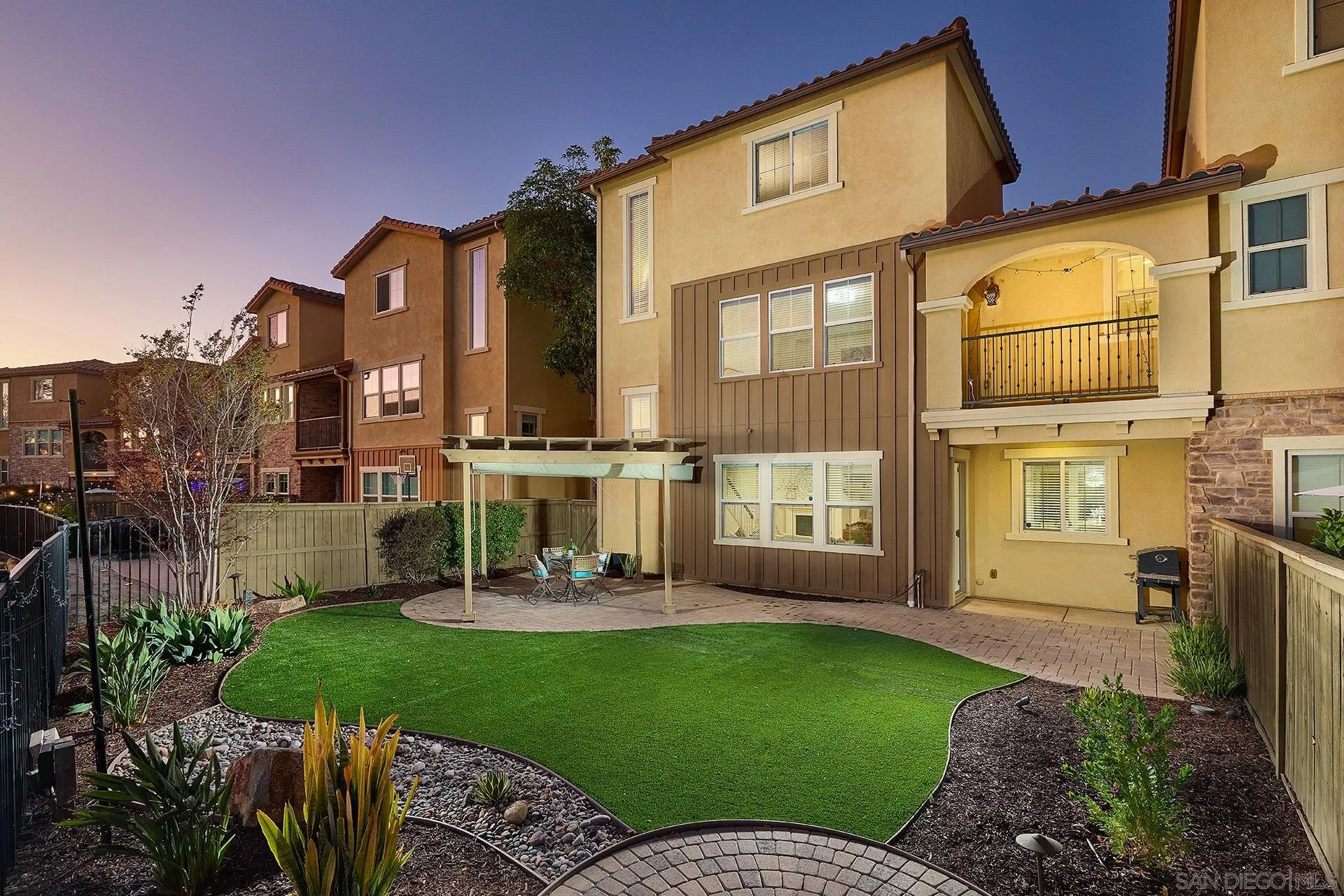 Photo #2: 250043029 Listing: Photo #2