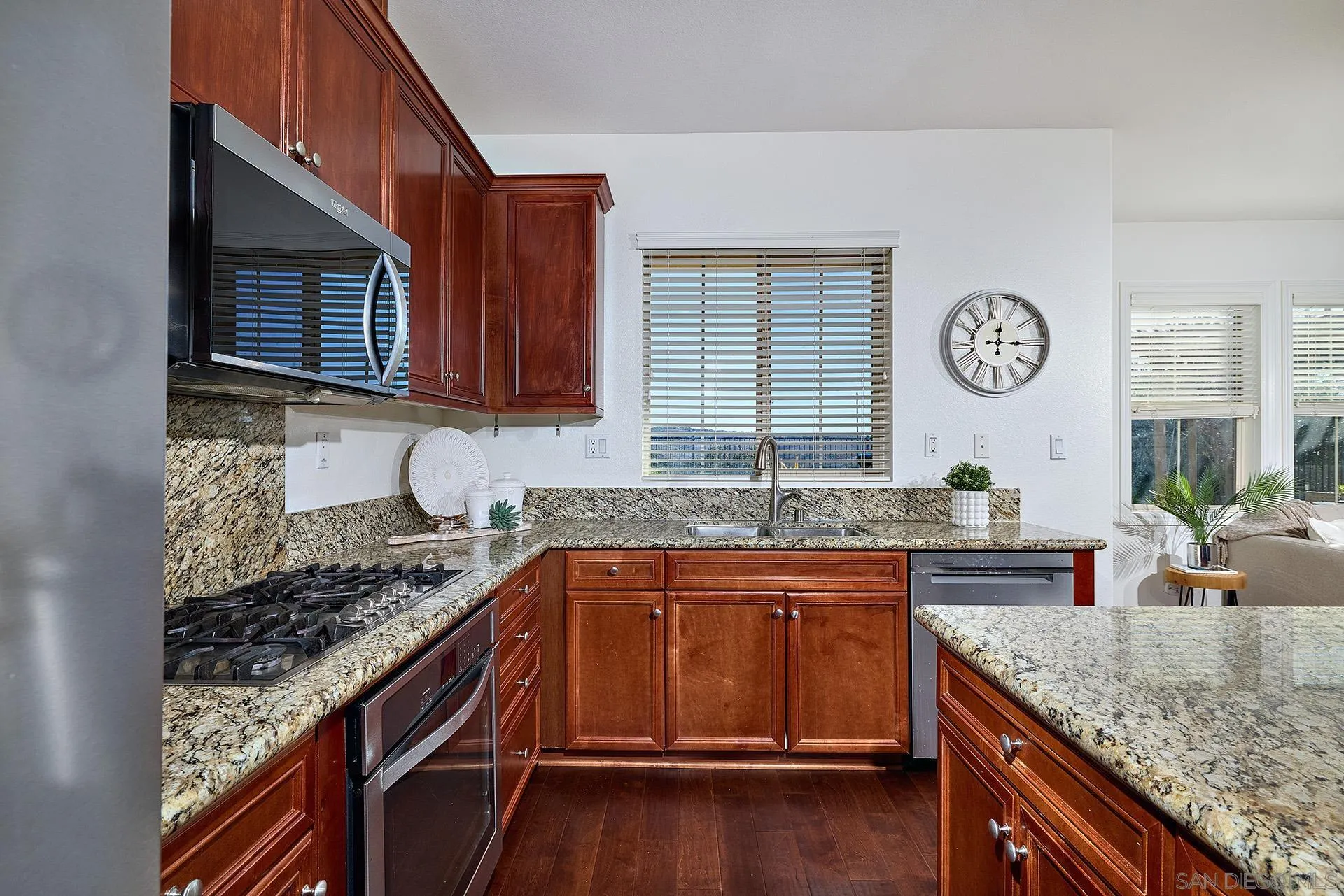 Photo #14: 250043029 Listing: Photo #14