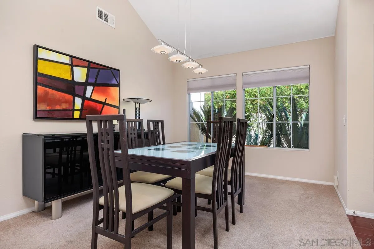 https://cdn.realtyfeed.com/cdn/127/250043030/70b263667016aa92753b0ddce8cf5316.webp