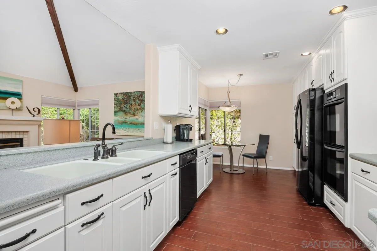 https://cdn.realtyfeed.com/cdn/127/250043030/7a381bab24151ec5a818299e6a14e606.webp