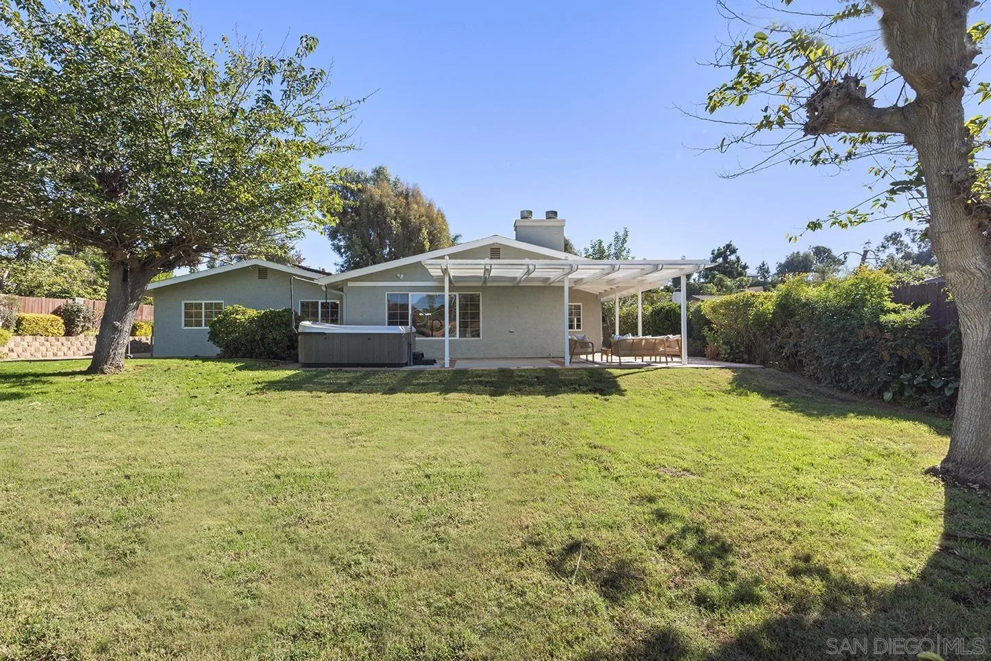 https://cdn.realtyfeed.com/cdn/127/250043037/f53ba41510a32c826c1f4a687282aaf6.webp
