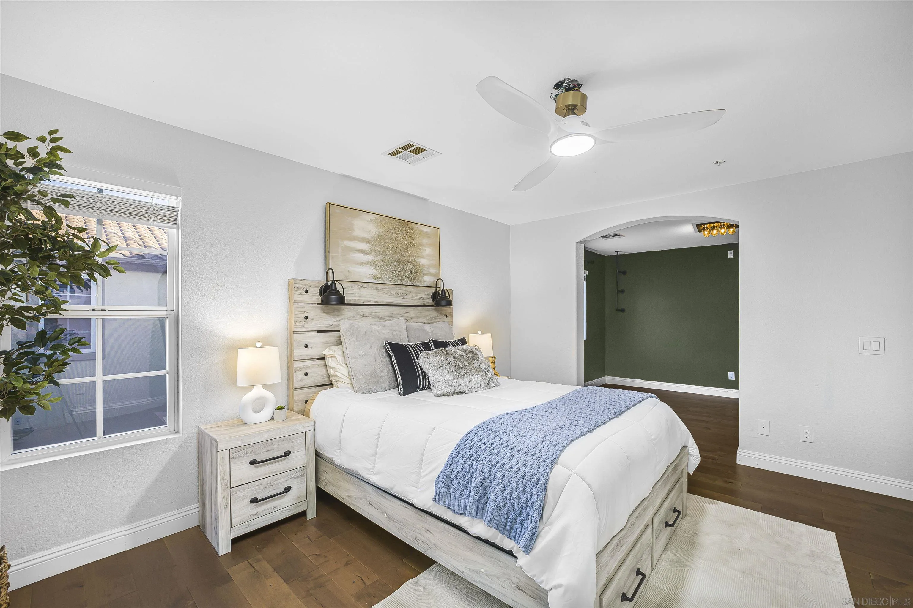 https://cdn.realtyfeed.com/cdn/127/250043056/0afa913b1de8d241ad8083f4c382f484.webp