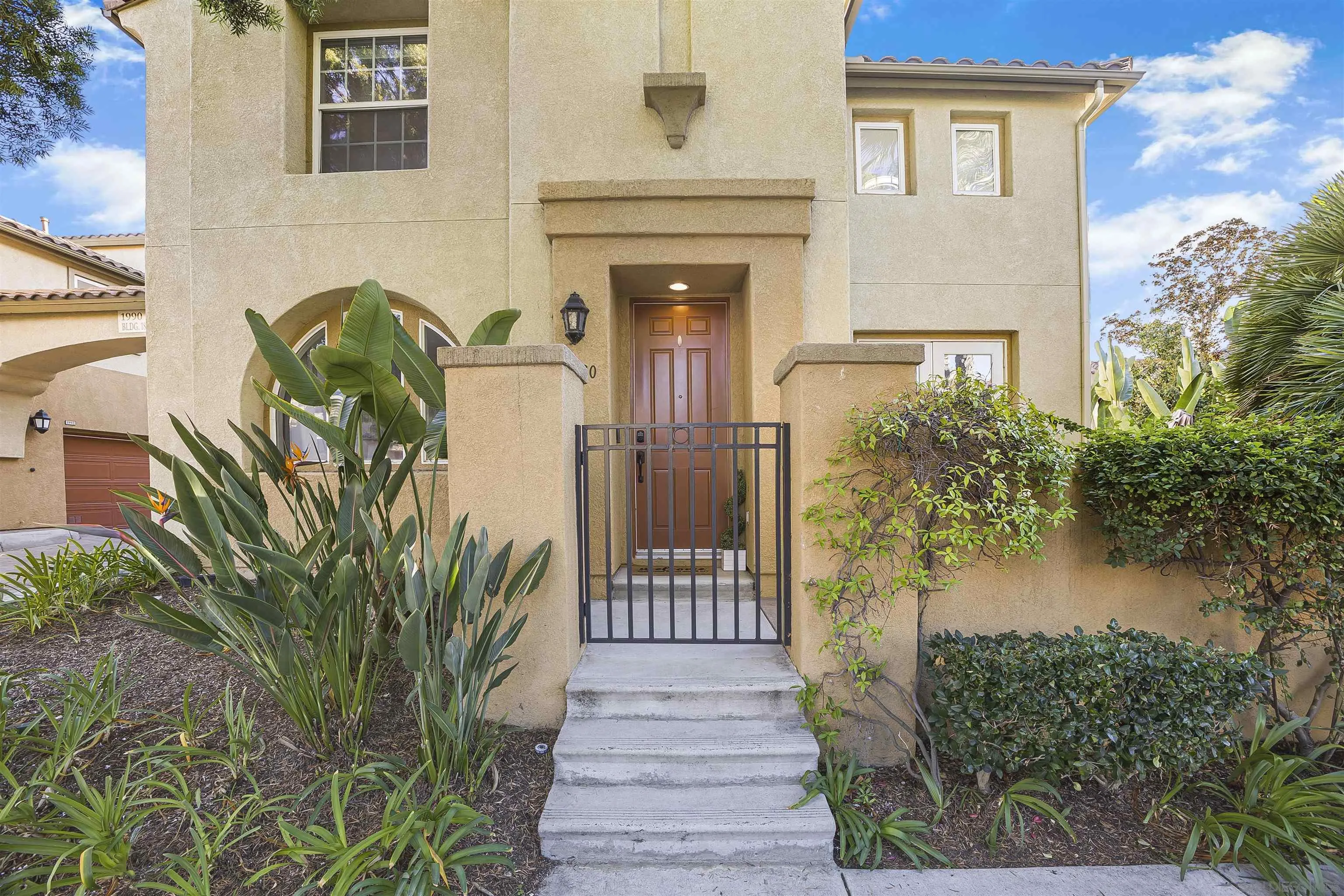 https://cdn.realtyfeed.com/cdn/127/250043056/40f67c653acdc71461a65c3314452a48.webp