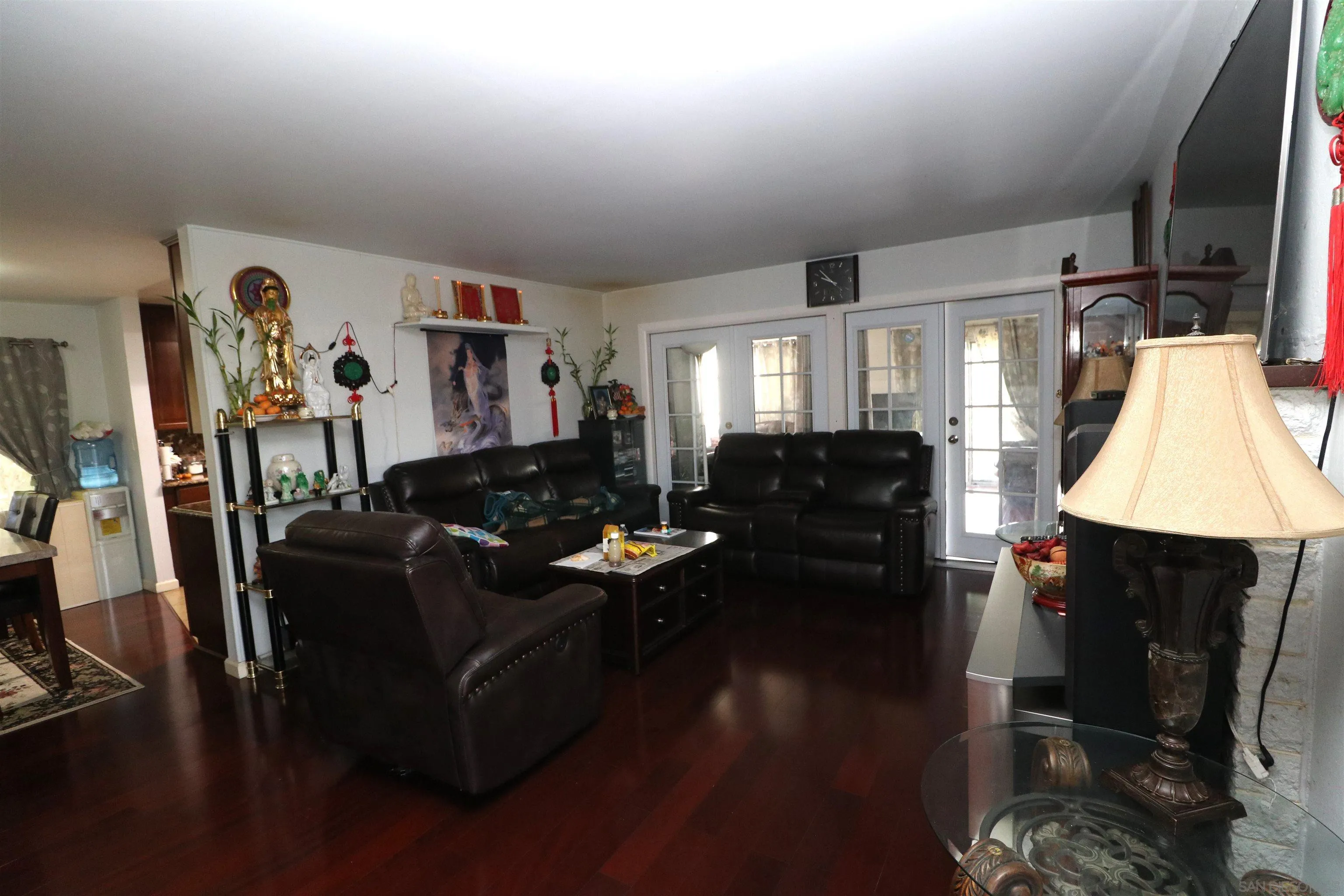 https://cdn.realtyfeed.com/cdn/127/250043063/21446a88af6bb3c5b2583c255dfe8c18.webp