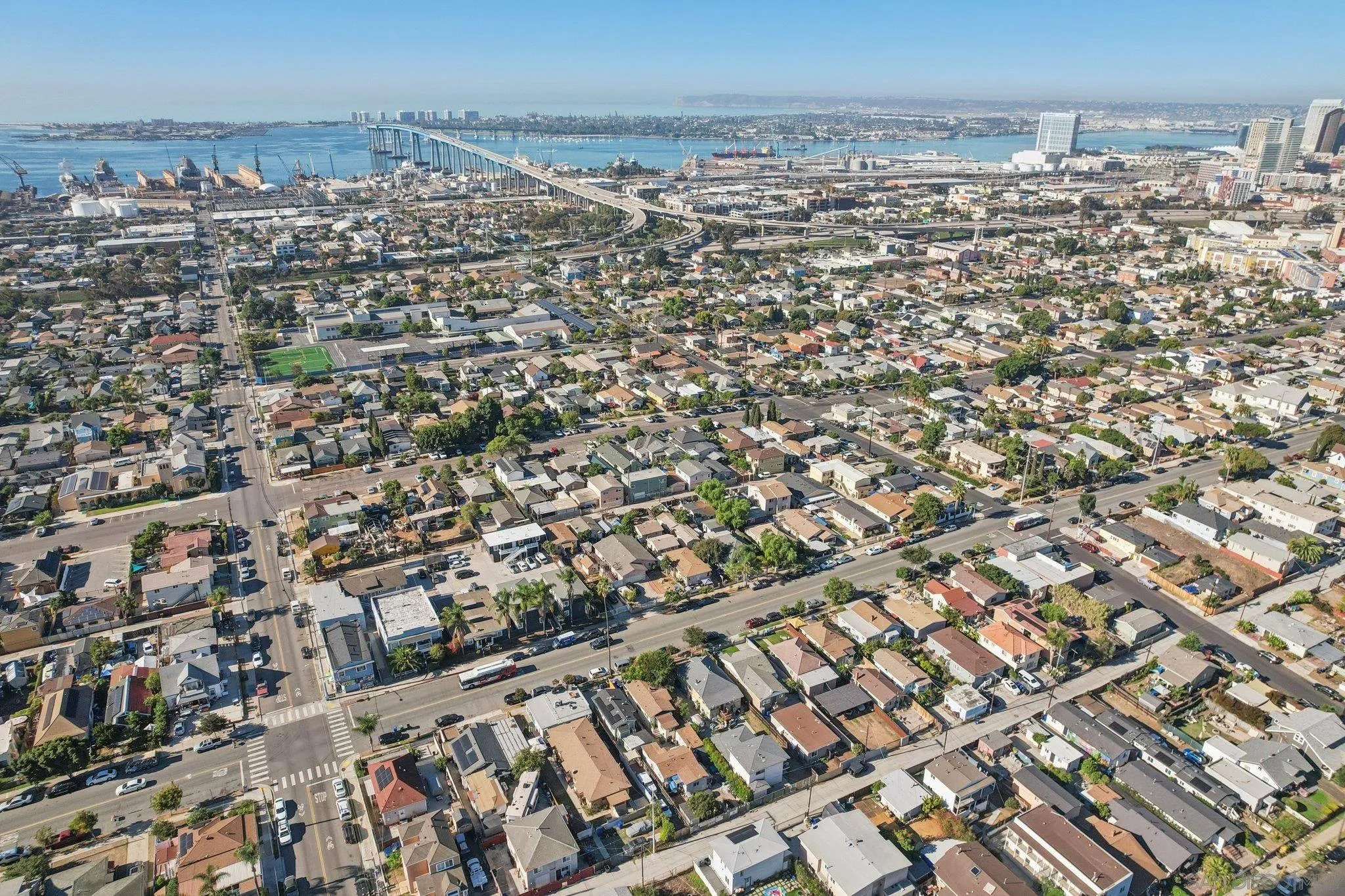https://cdn.realtyfeed.com/cdn/127/250043065/89e347c558866839936e73993794ad2d.webp