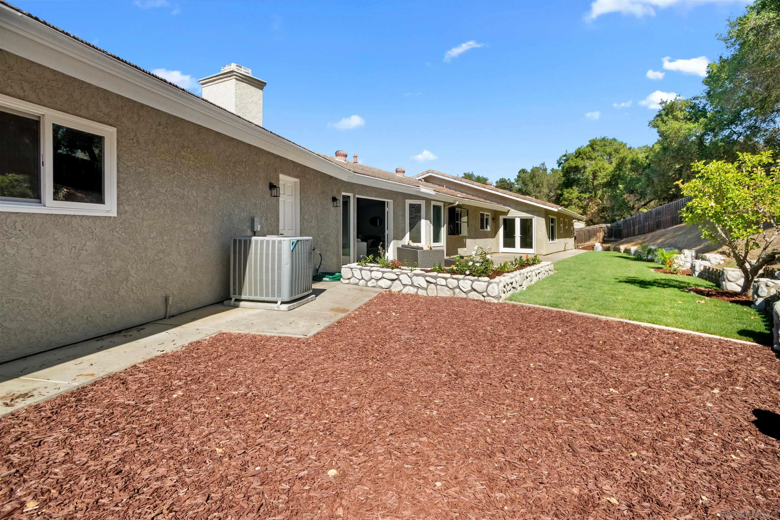https://cdn.realtyfeed.com/cdn/127/250043071/34c0b51696f2f599af40304d630e7b27.webp