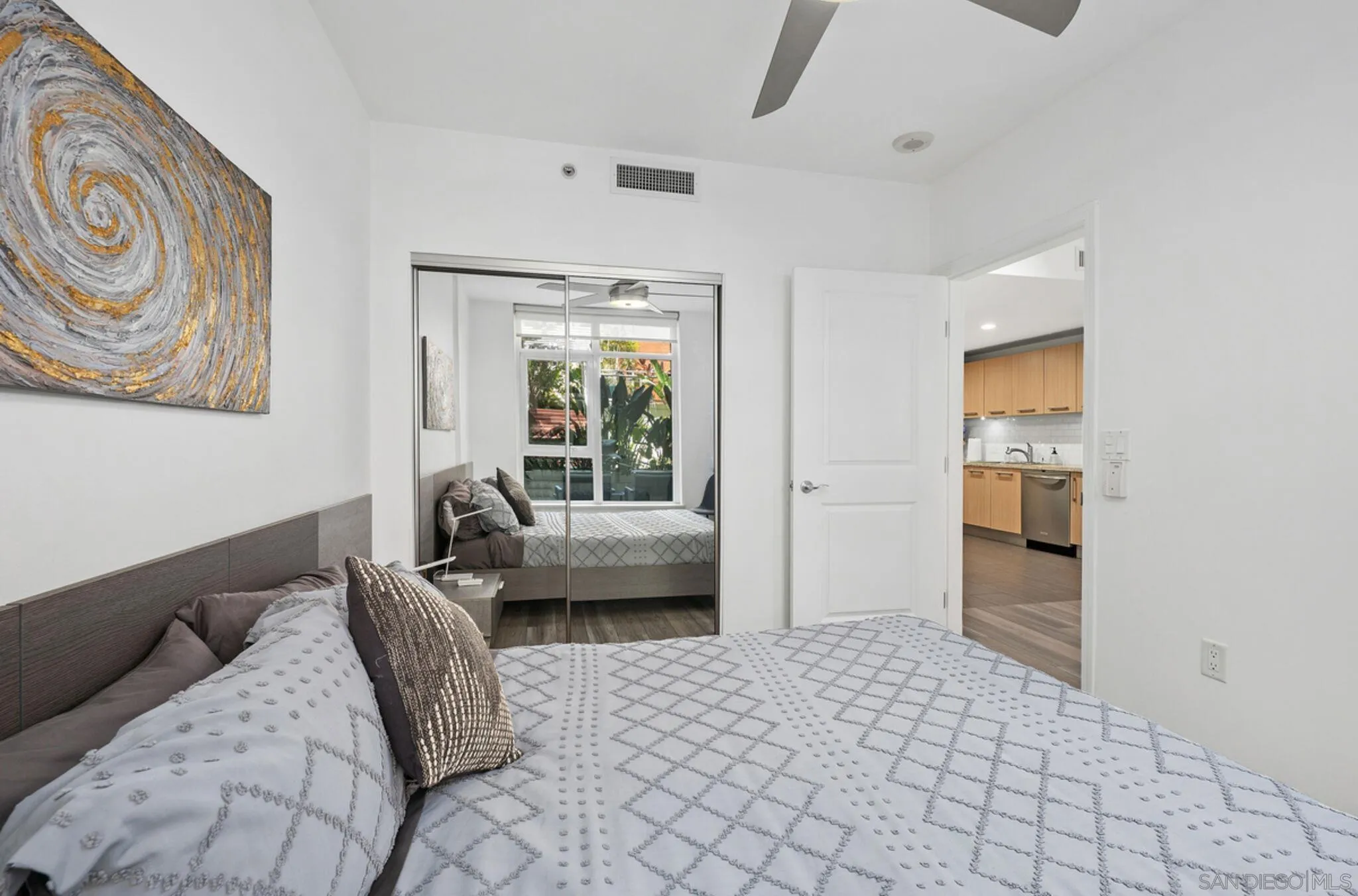 Photo #17: 250043099 Listing: Photo #17