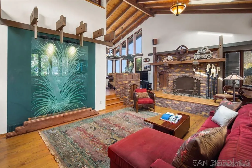 https://cdn.realtyfeed.com/cdn/127/250043109/0ed09b9a0dd7dd12f9615fd23a286f16.webp