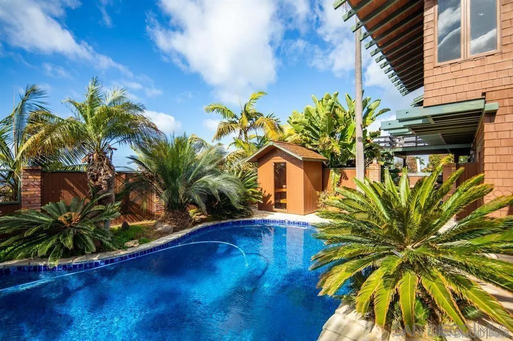 https://cdn.realtyfeed.com/cdn/127/250043109/ea3b374790091d80cc75f81576f9384d.webp