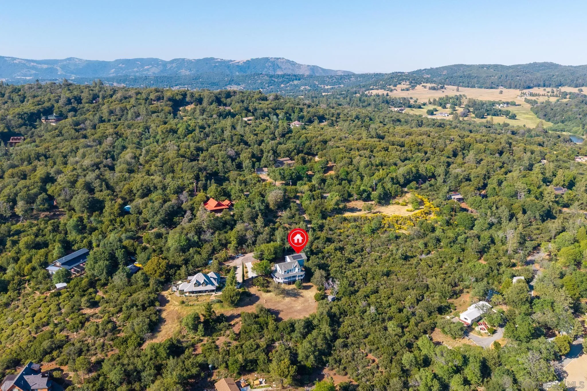 https://cdn.realtyfeed.com/cdn/127/250043112/2f0b6698dec96926986a2265018d794b.webp