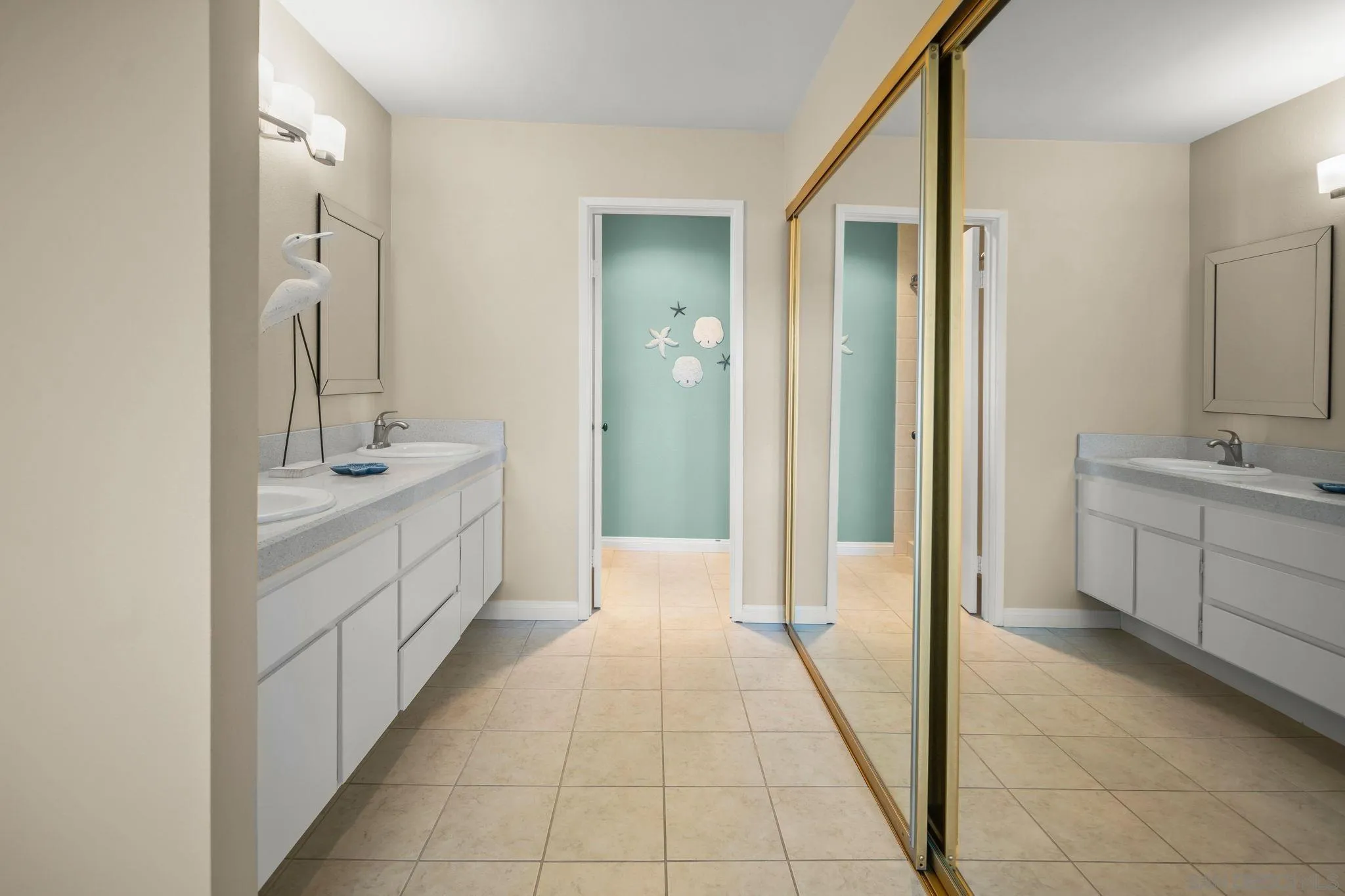 https://cdn.realtyfeed.com/cdn/127/250043121/4584c6253b1f22f5755d1583e9274a4c.webp