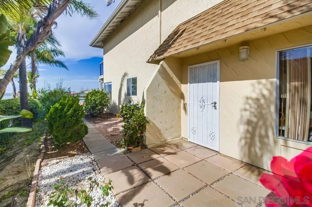https://cdn.realtyfeed.com/cdn/127/250043124/6133aad5fb22856029ed45260f1ec4d3.webp