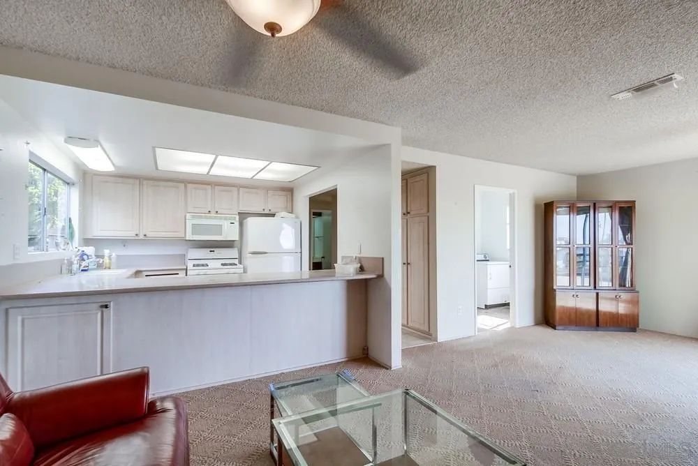 https://cdn.realtyfeed.com/cdn/127/250043124/b1b5e52259e547400256c4ace7d5a065.webp