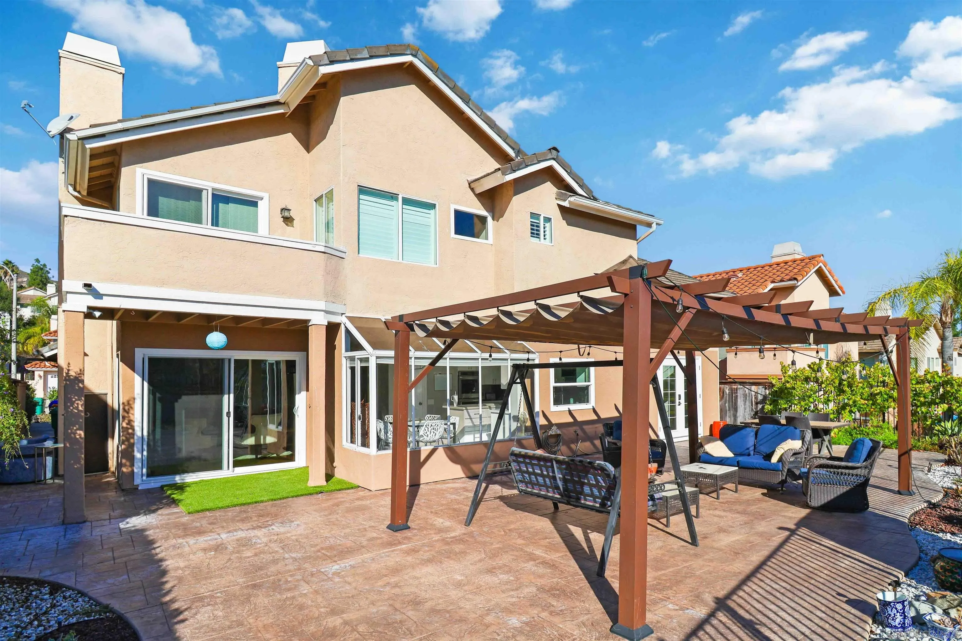 https://cdn.realtyfeed.com/cdn/127/250043135/57f933f3cc24206f8afca80a498110aa.webp