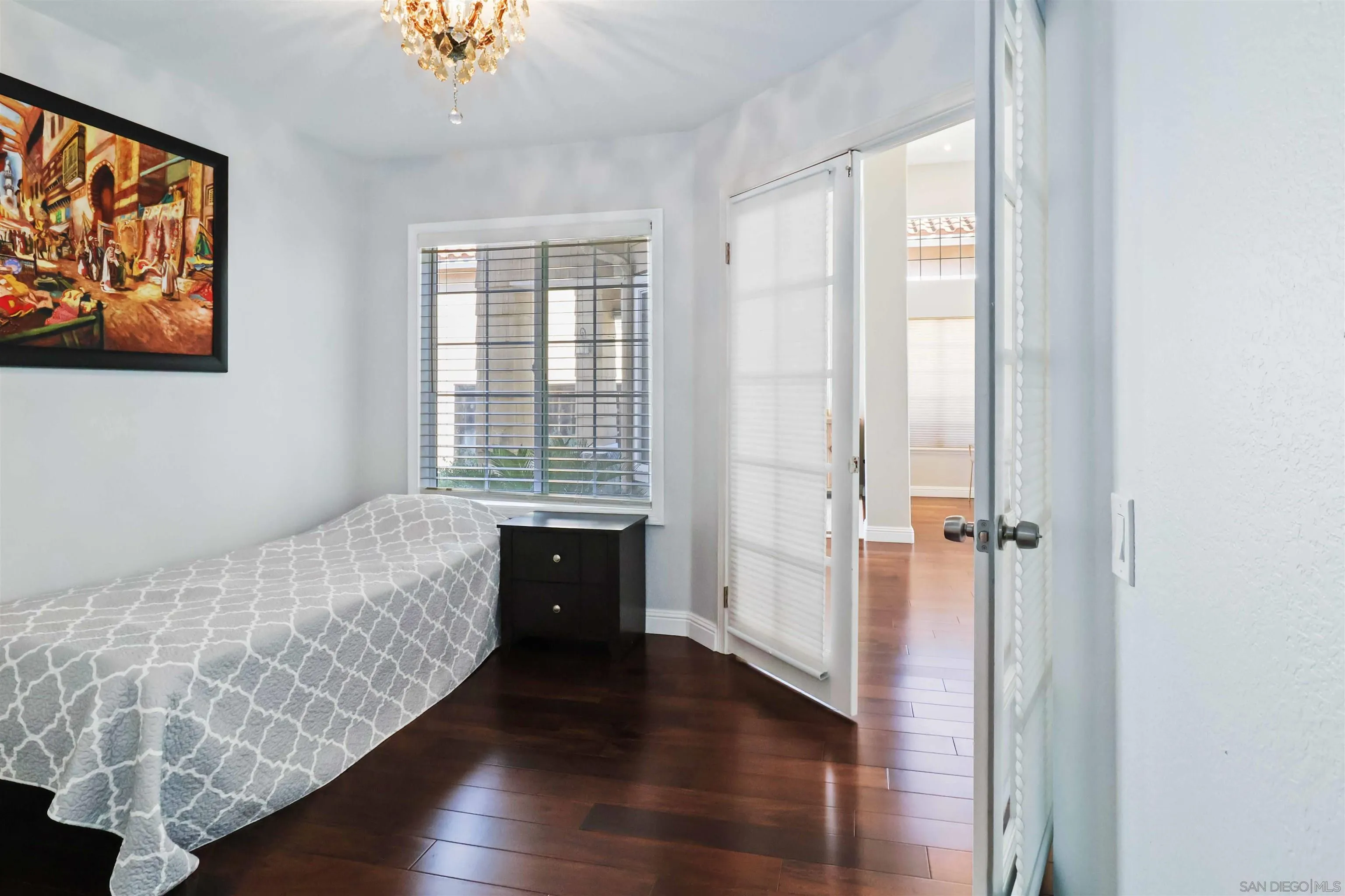 https://cdn.realtyfeed.com/cdn/127/250043135/bc143b7815fbad75a634092a097909bf.webp