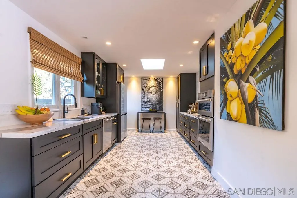 https://cdn.realtyfeed.com/cdn/127/250043138/3b19a54baad8ed364a5685926bd6759d.webp