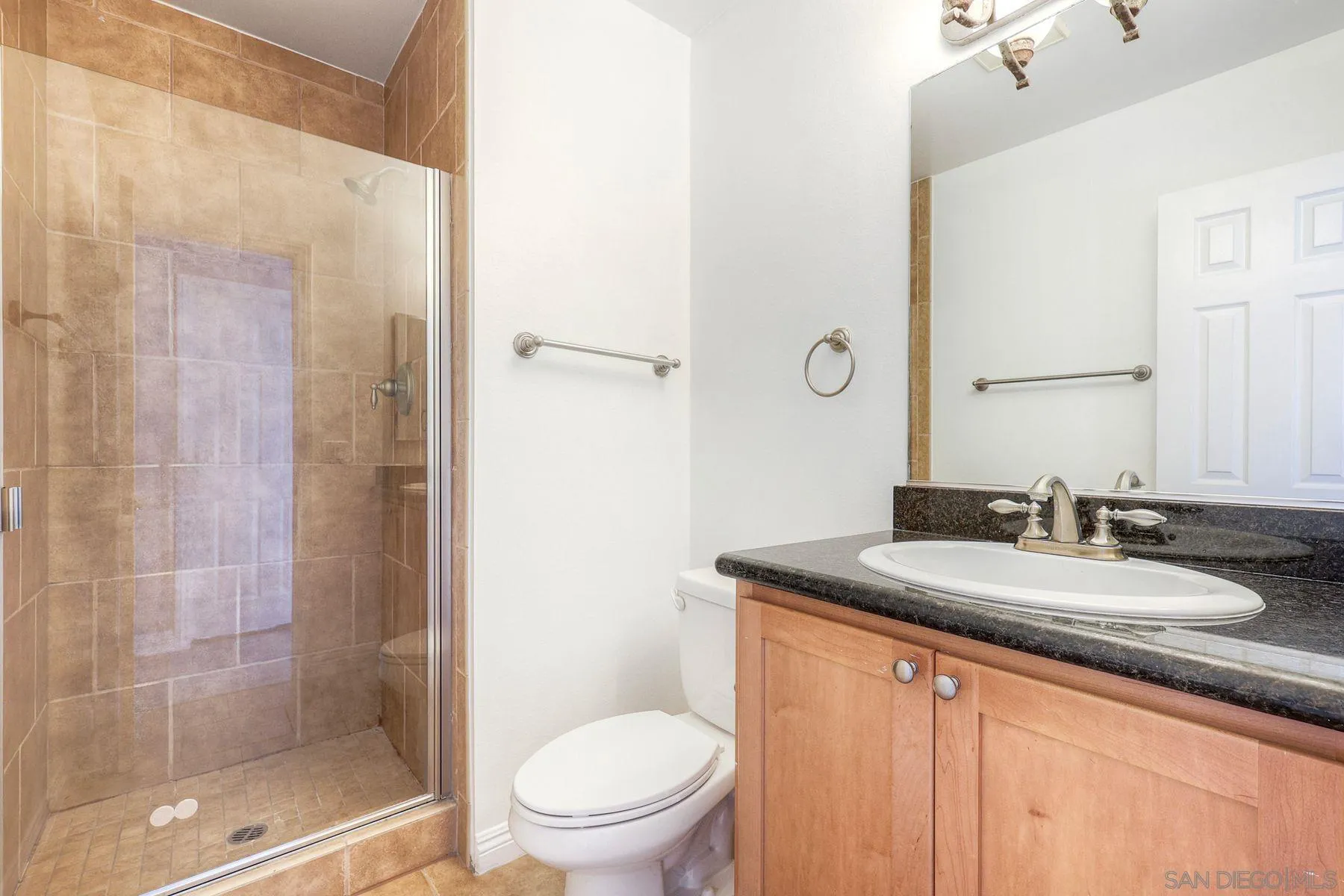 https://cdn.realtyfeed.com/cdn/127/250043139/5765c45f05eeb34107856de21ff82162.webp