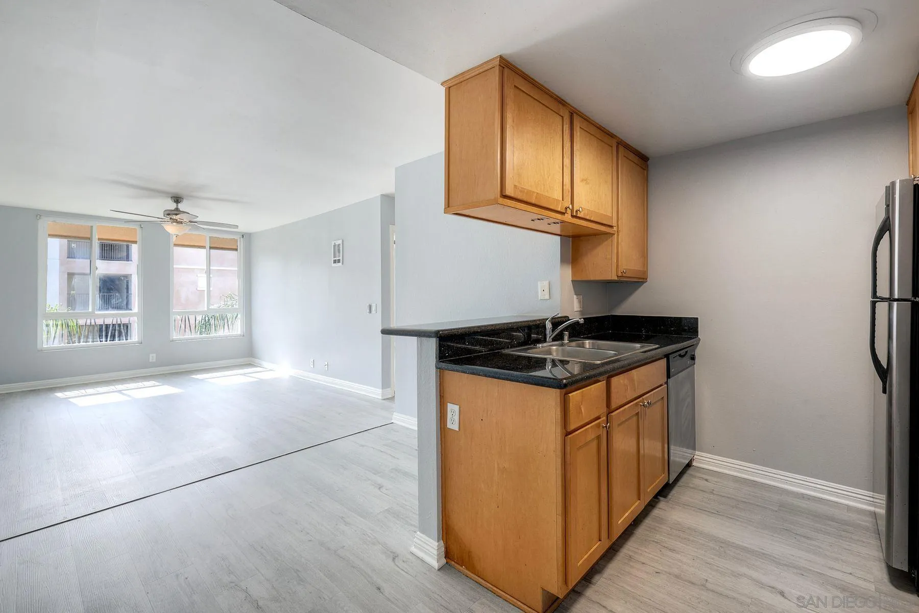 https://cdn.realtyfeed.com/cdn/127/250043139/97179a6f48d33792363f9bbcc4977eff.webp