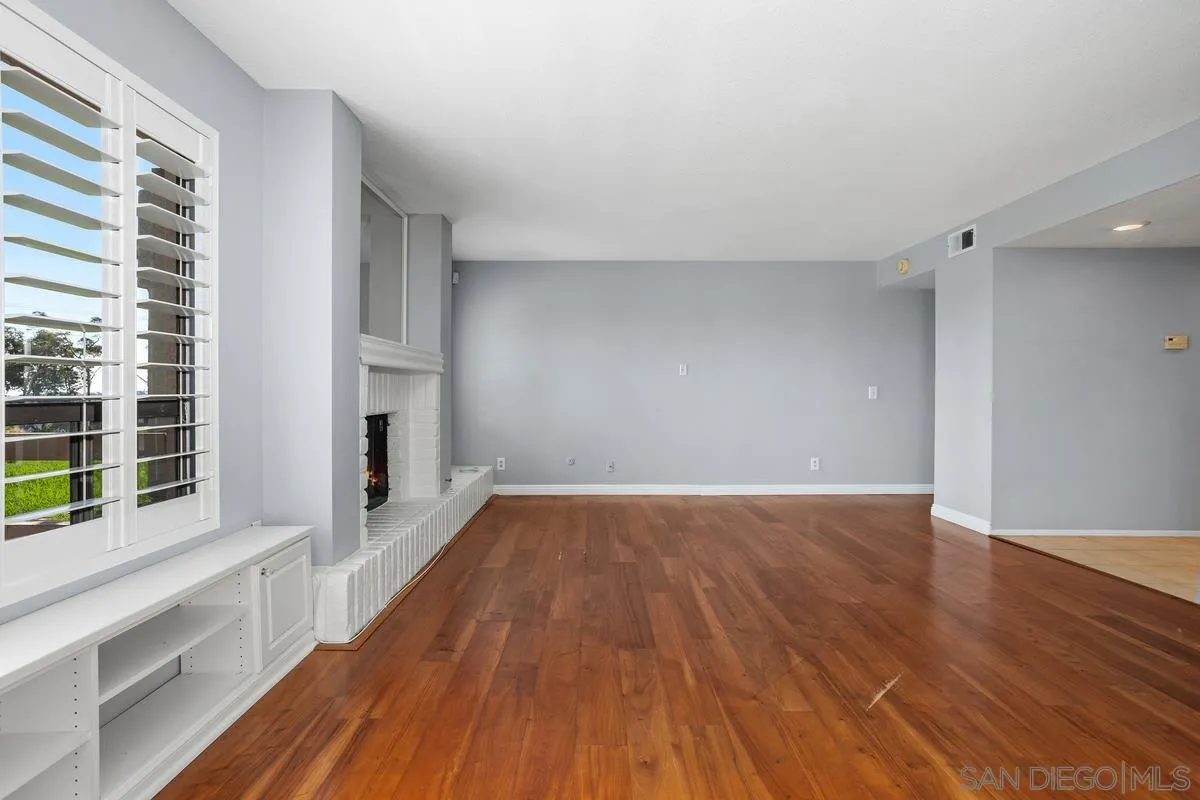 https://cdn.realtyfeed.com/cdn/127/250043158/ea58634120ab7c053e58c58670153e36.webp