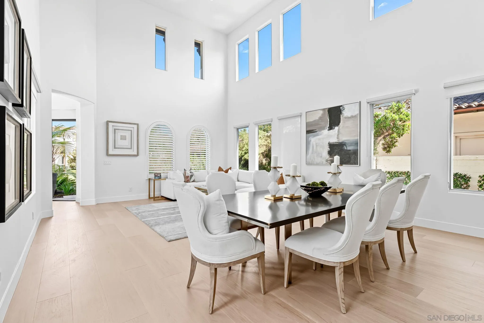 https://cdn.realtyfeed.com/cdn/127/250043161/428d5e049cf044881e03c3d7f621fd0f.webp
