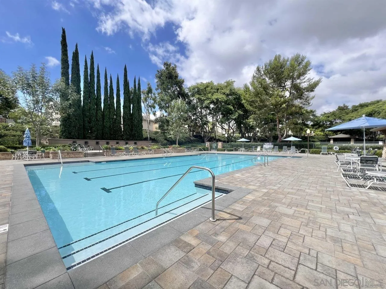 https://cdn.realtyfeed.com/cdn/127/250043165/09070d88997266b3655cc81f2f20a993.webp