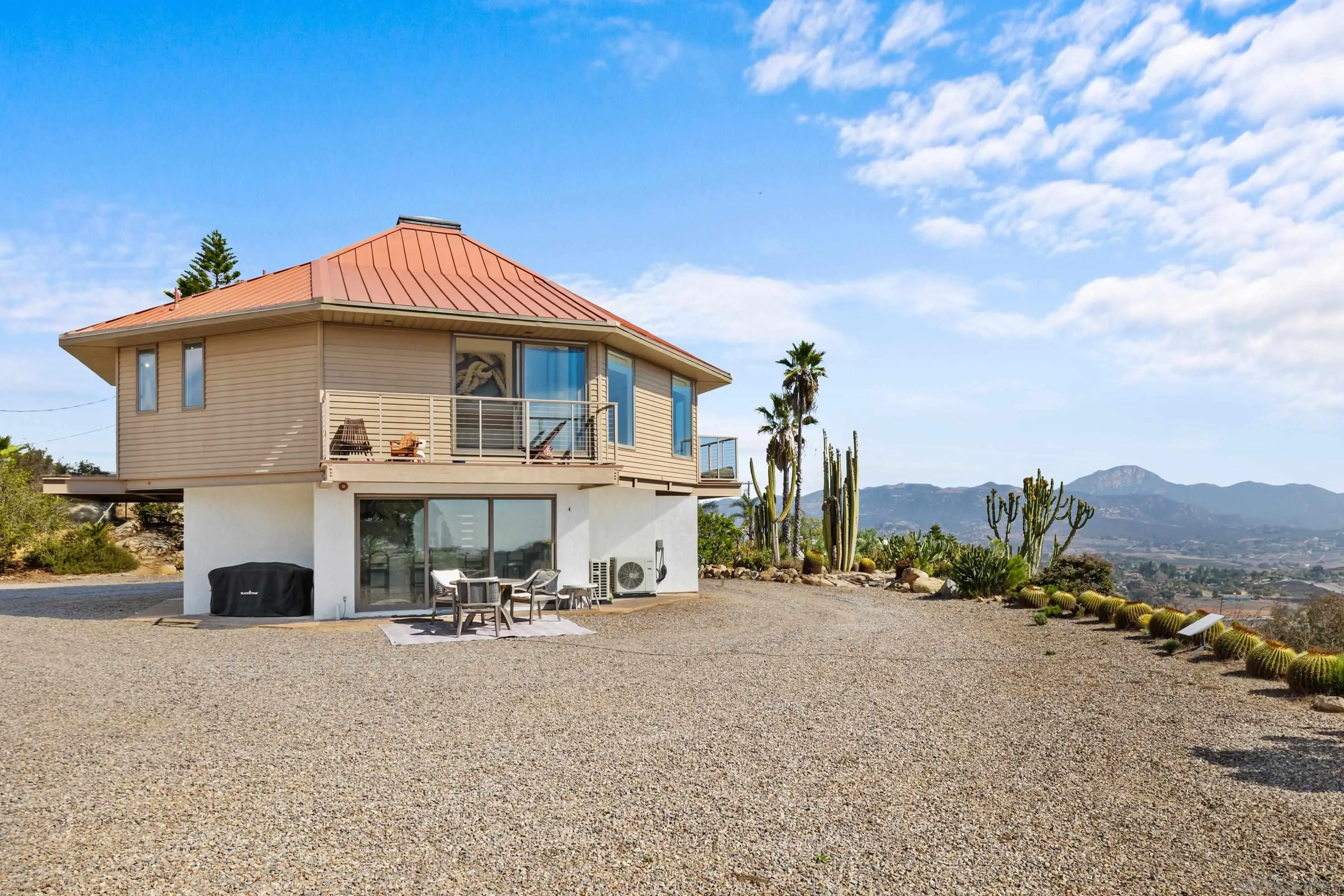 https://cdn.realtyfeed.com/cdn/127/250043179/907d8956eab610803ca5854e181f397c.webp