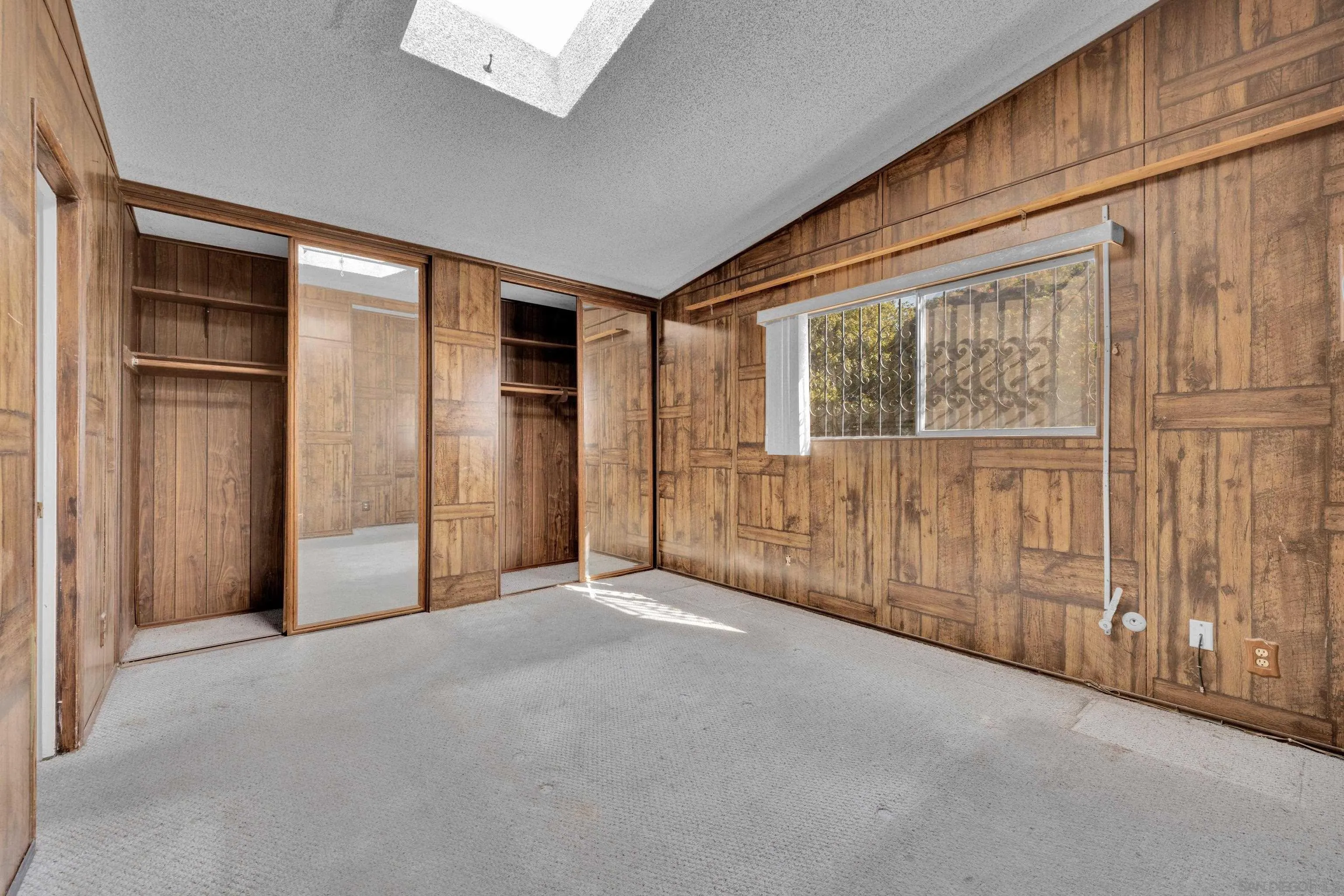 https://cdn.realtyfeed.com/cdn/127/250043185/b675b06278aa22a58e597ca76a310689.webp