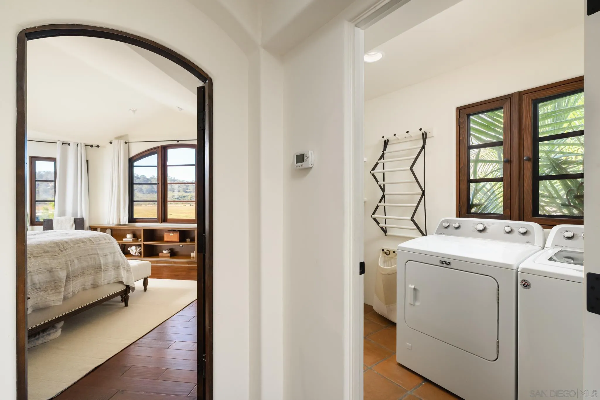 https://cdn.realtyfeed.com/cdn/127/250043188/4fb1d19390d8d0f9a0a03e2f7032b846.webp
