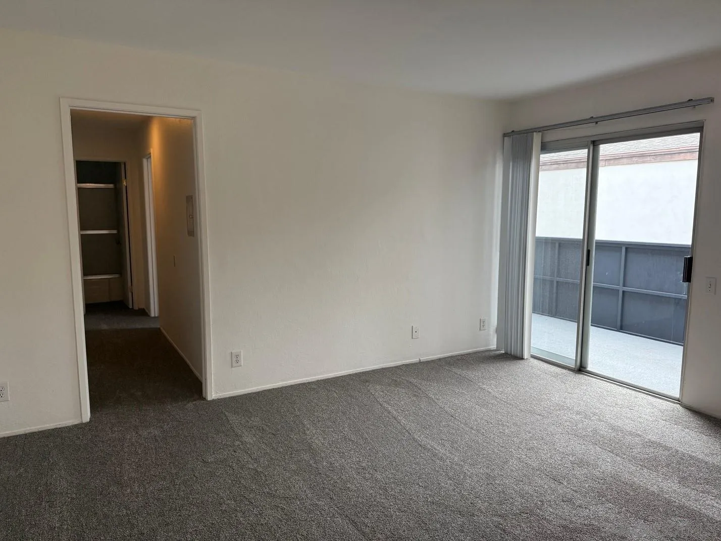 https://cdn.realtyfeed.com/cdn/127/250043190/202edb98b905ca74a31a831f543a438b.webp