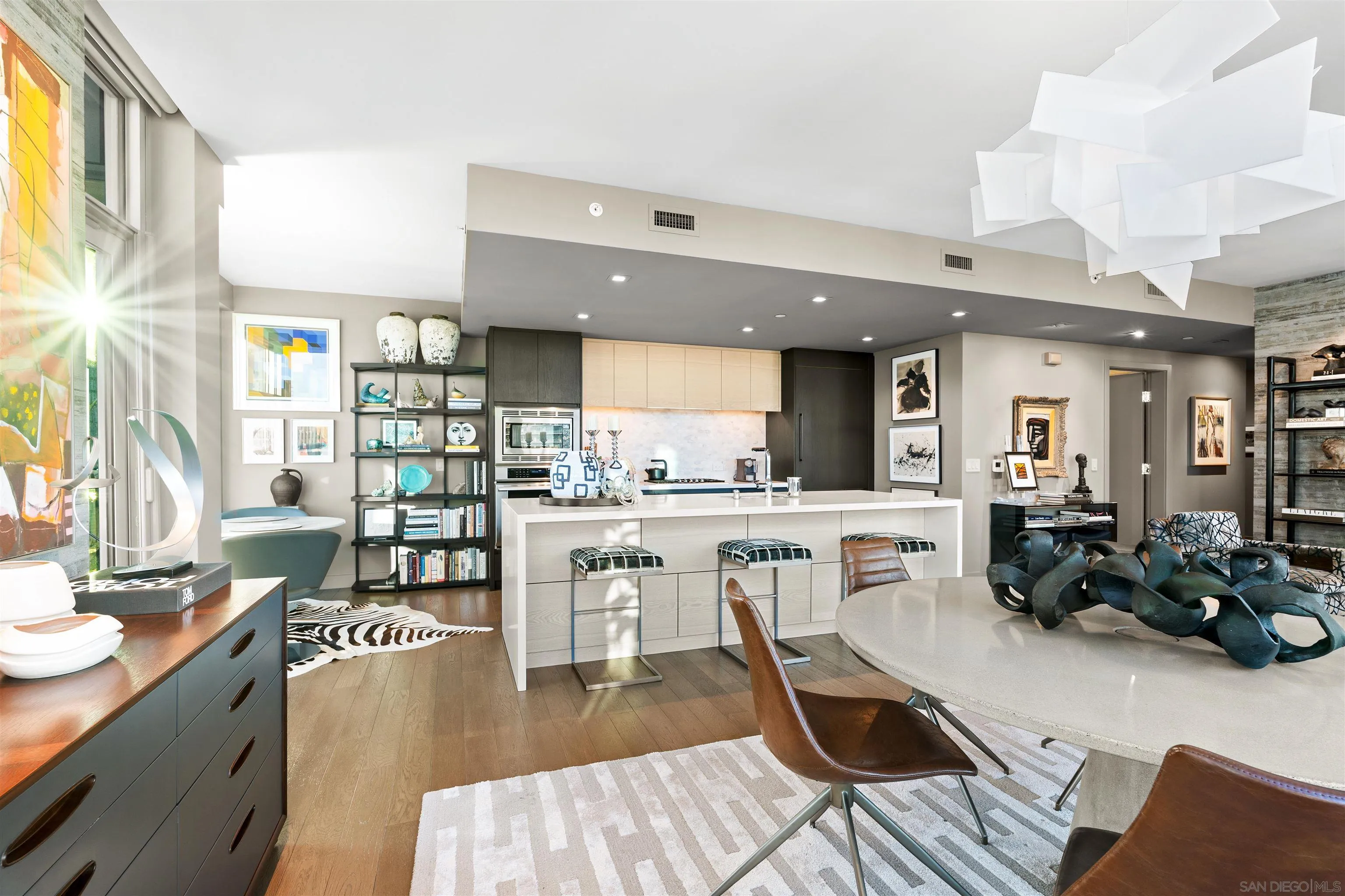 Photo #18: 250043191 Listing: Photo #18