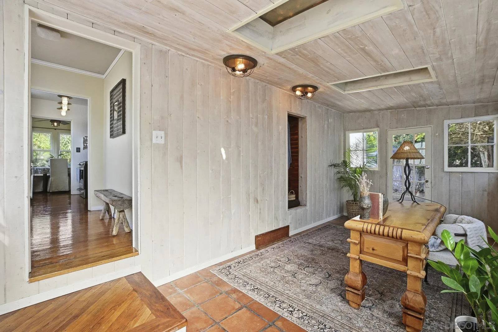 https://cdn.realtyfeed.com/cdn/127/250043220/7643781d3feec046386b9af96b1812c4.webp