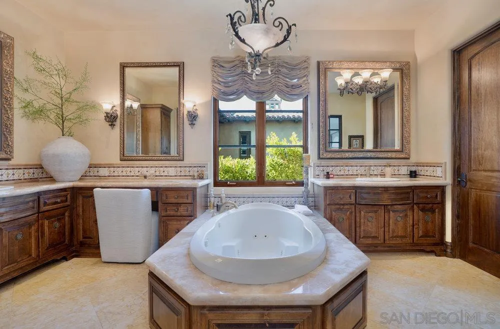 https://cdn.realtyfeed.com/cdn/127/250043228/628d4a84163371f03cca817d146334a2.webp