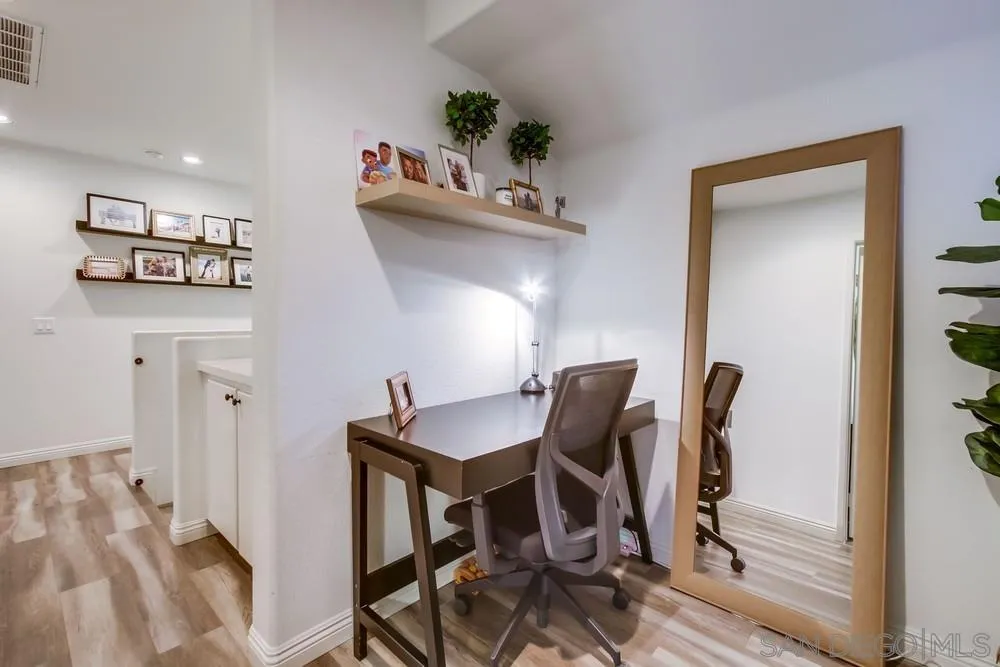 https://cdn.realtyfeed.com/cdn/127/250043243/b1d7894c87a36e1b0834d602d237ba39.webp
