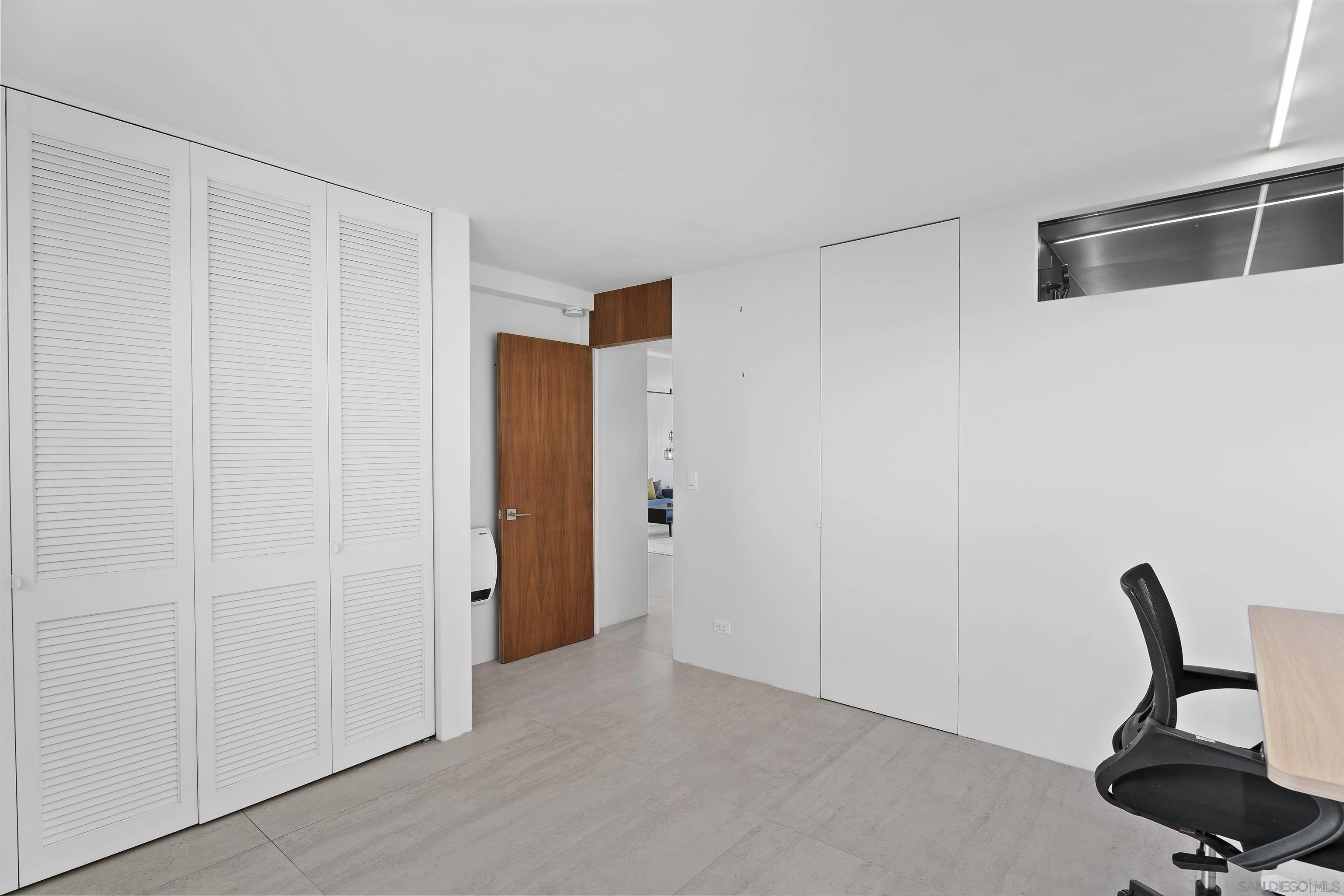 Photo #17: 250043251 Listing: Photo #17