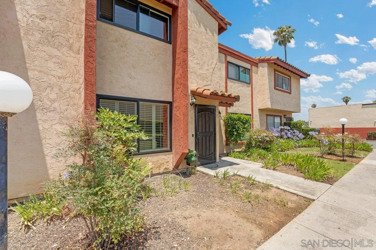 https://cdn.realtyfeed.com/cdn/127/250043275/ea0dee980a94fb2308bc750d0049d055.webp