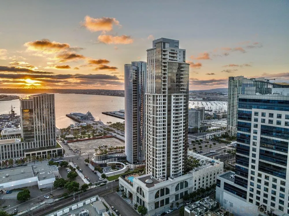 https://cdn.realtyfeed.com/cdn/127/250043281/858348a7e417d9f999c98140bfd79d7d.webp
