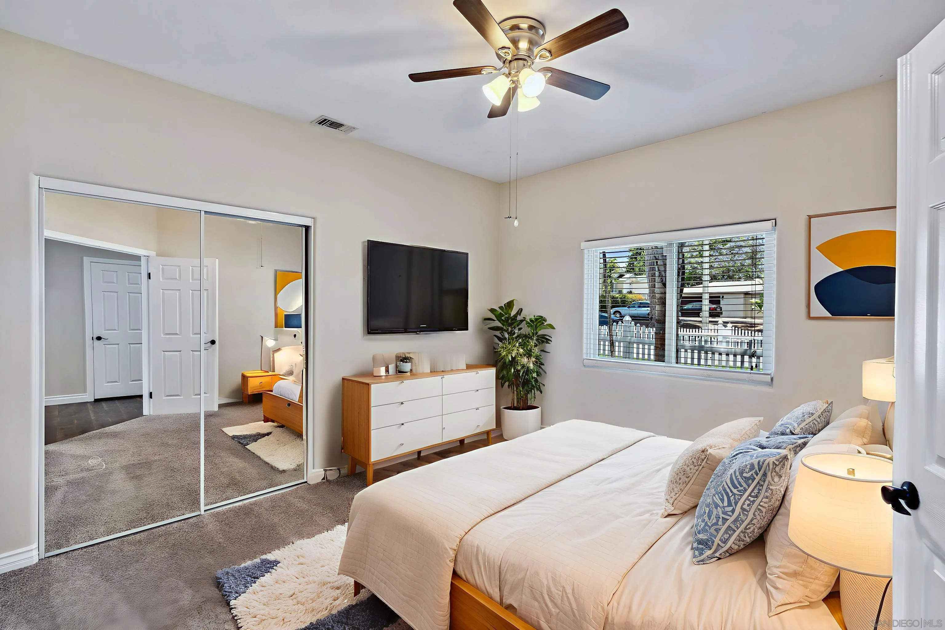 https://cdn.realtyfeed.com/cdn/127/250043286/48f6a31ec206385454a2fdd69051700c.webp