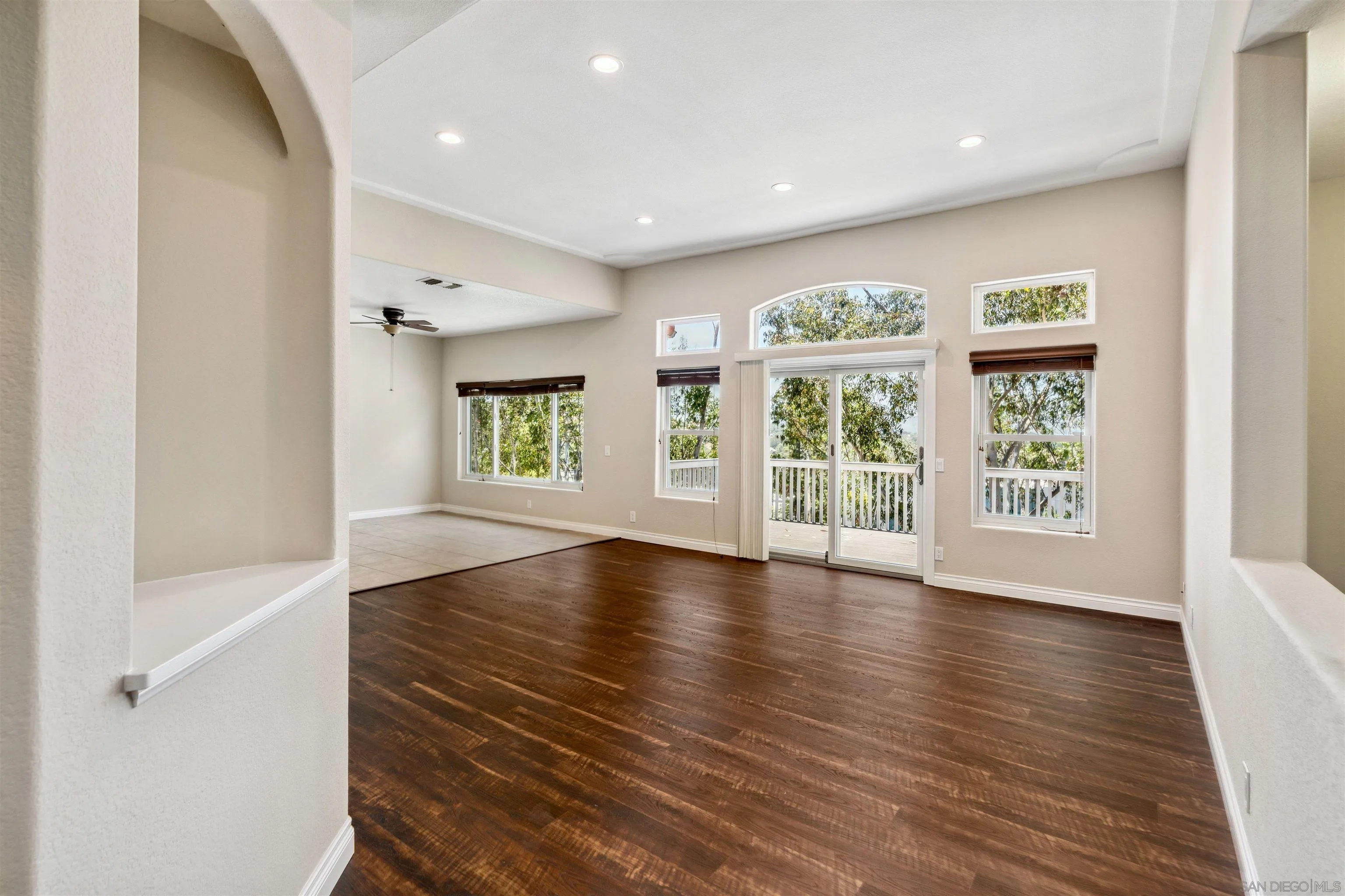 https://cdn.realtyfeed.com/cdn/127/250043286/fb3fa72f3b73ead771eb5f02d4415a6c.webp