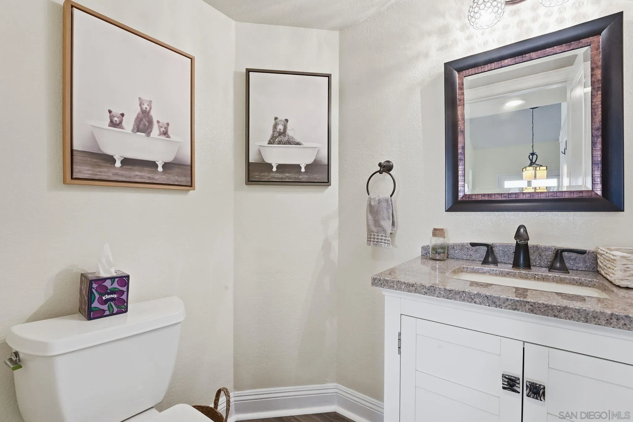 https://cdn.realtyfeed.com/cdn/127/250043298/b46d5e821900419def38b998aa11a5cd.webp