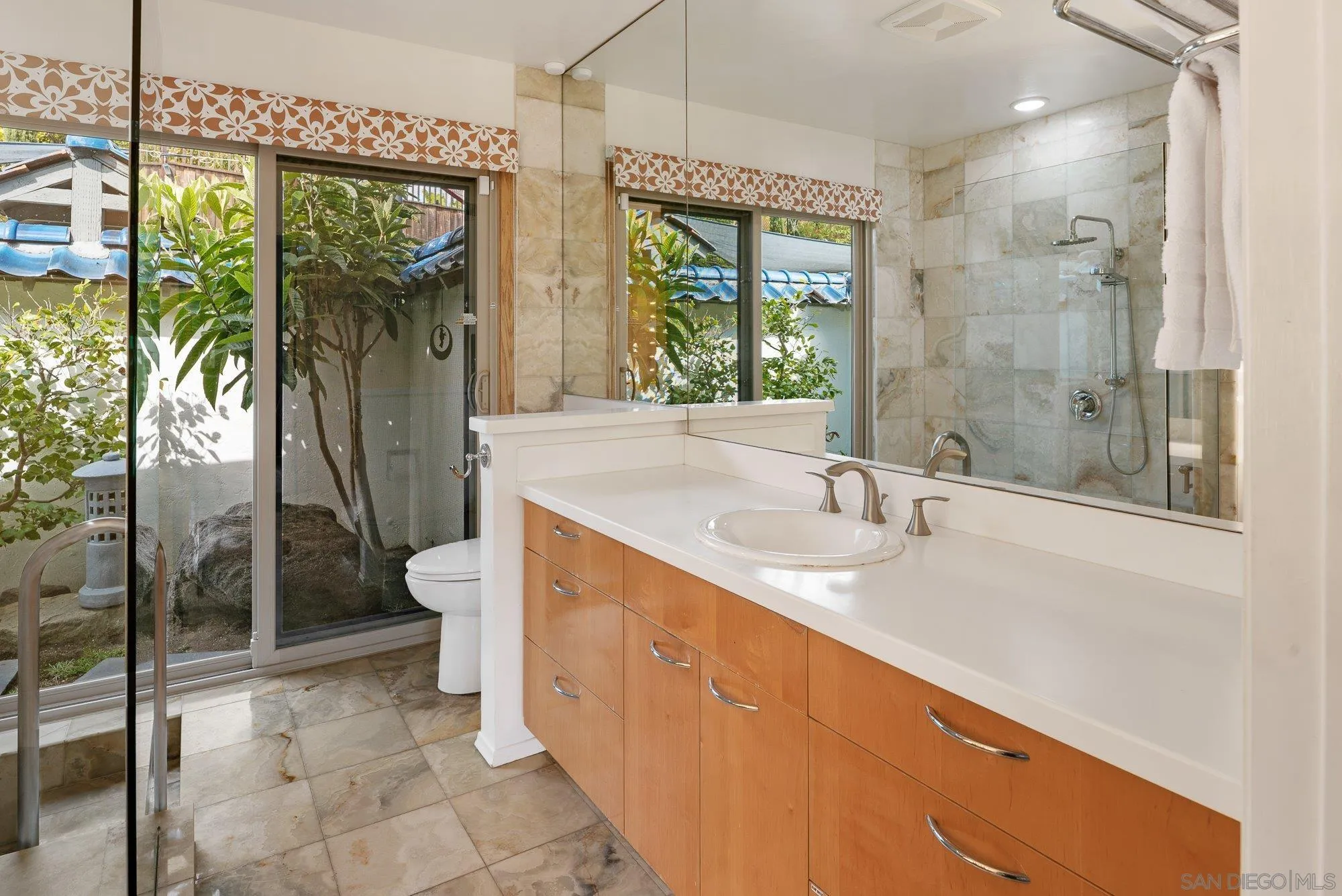 https://cdn.realtyfeed.com/cdn/127/250043304/96930640d952e5b0239f1791d14009b6.webp