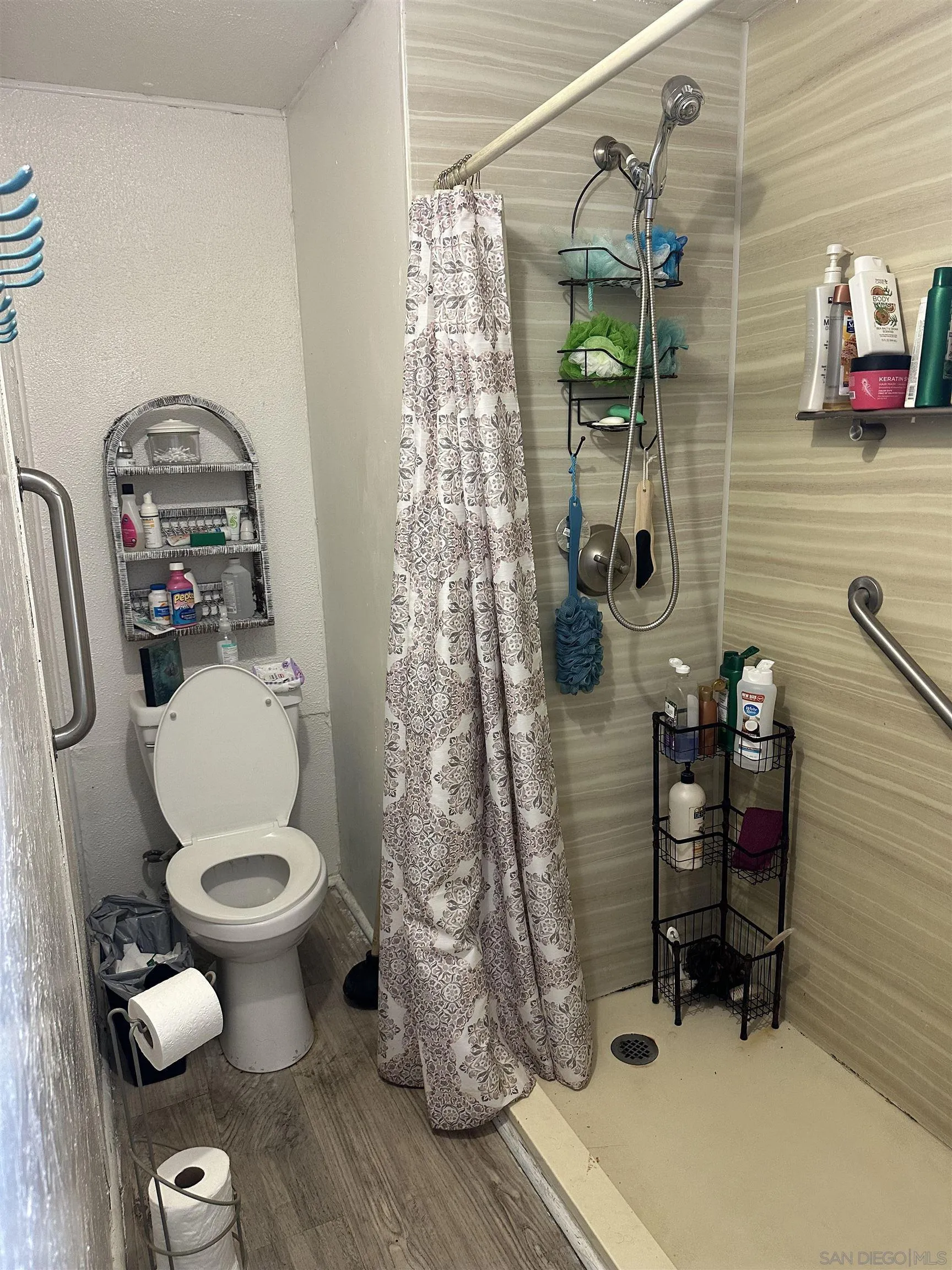 https://cdn.realtyfeed.com/cdn/127/250043310/3cd6f7465f465defc8913798134d151a.webp