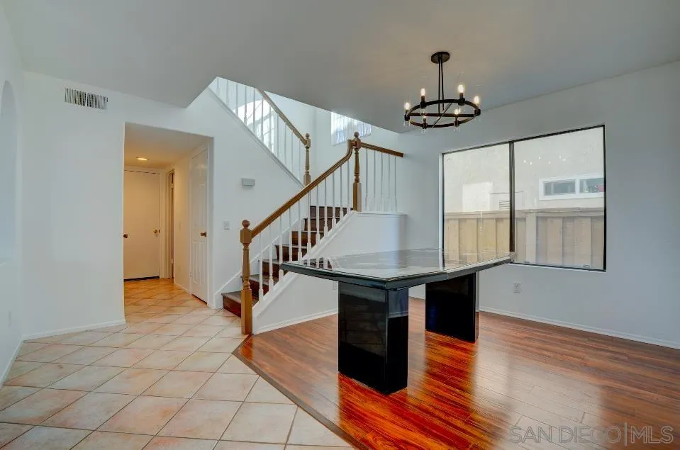 https://cdn.realtyfeed.com/cdn/127/250043316/ca005a585280aa987759388e40630543.webp