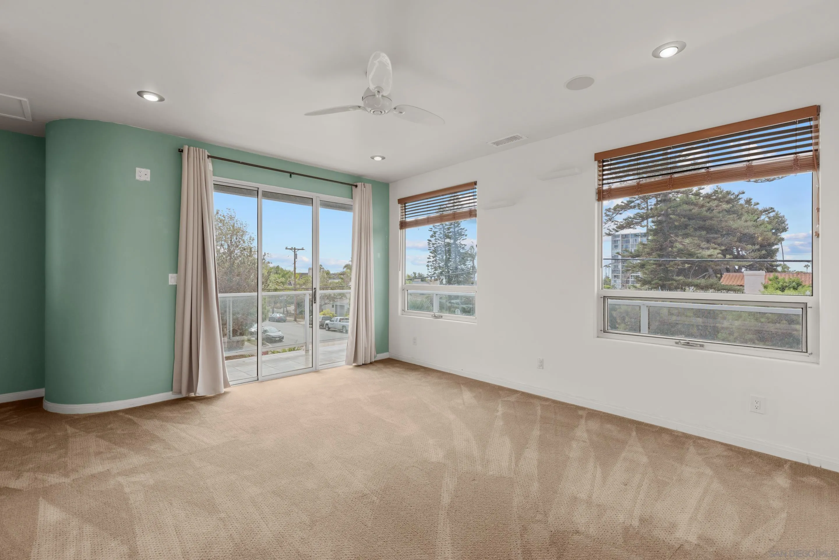 https://cdn.realtyfeed.com/cdn/127/250043332/07a5733481315244ed306130eff1b5df.webp